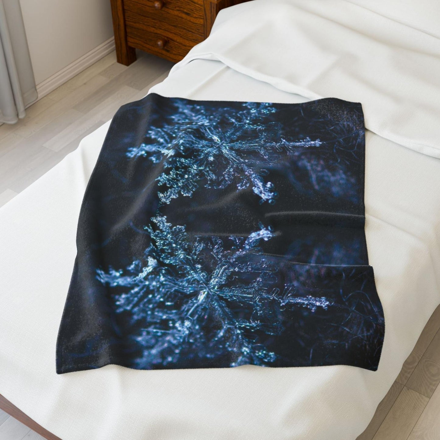 "Snowflakes of Glass" Plush Blanket - Winsome Realms